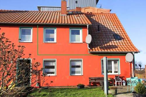 Außenansicht markiert - 3 Zimmer Etagenwohnung zum Kaufen in Barth