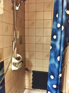 Kleines Bad im EG. - 
