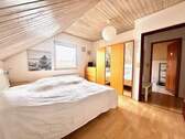 Schlafzimmer DG - 