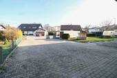 Einfahrt-Hof - 