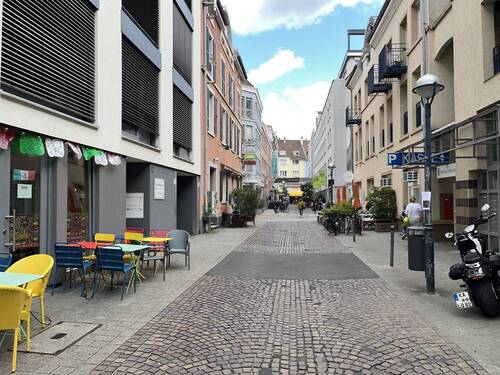 Straßenansicht - 