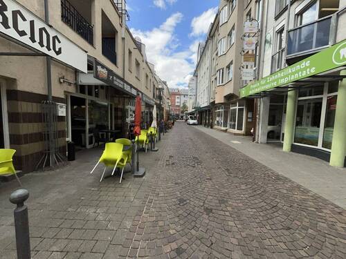 Straßenansicht - 