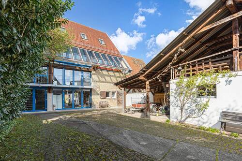 Ansicht Hinterhaus - 7 Zimmer Mehrfamilienhaus, Wohnhaus in Stutensee / Friedrichstal