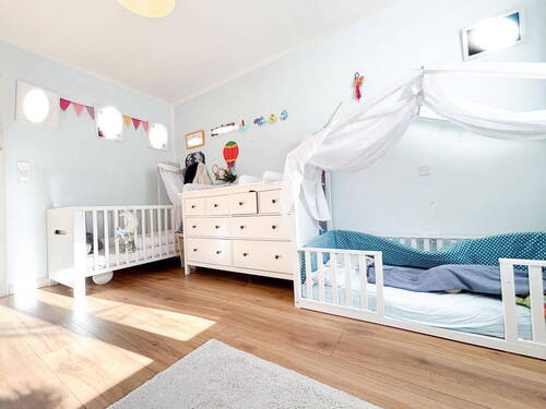 Morgensonne im Kinderzimmer - 