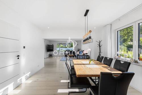 Wohn-Esszimmer Ansicht 1 - 6 Zimmer Einfamilienhaus in Schwandorf
