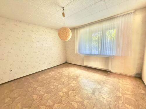 Erdgeschoss: Schlafzimmer - Einfamilienhaus mit 156,00 m&sup2; in Waidhaus zum Kaufen