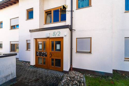 Hauseingang - 3 Zimmer Etagenwohnung in Markgröningen