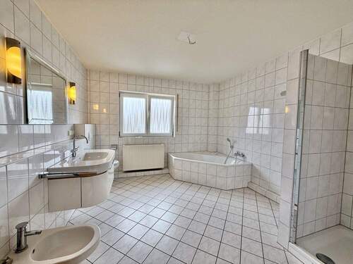 Badezimmer 1 - 