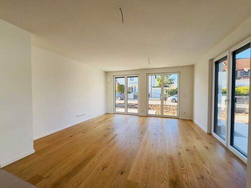 A-01_Wohnzimmer_S130 - 3 Zimmer Terrassenwohnung zum Kaufen in München