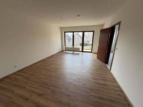 Wohnzimmer - 2 Zimmer Etagenwohnung zur Miete in Uetersen