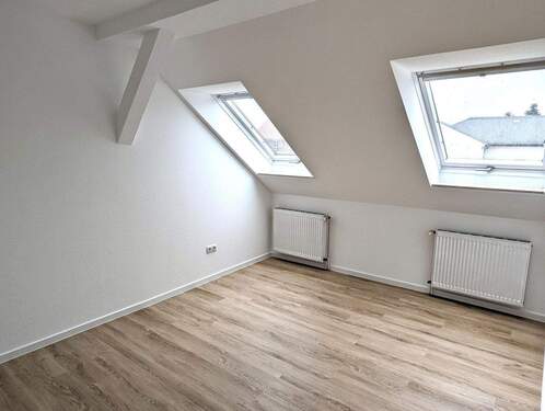 Bild 2 - 3 Zimmer Etagenwohnung zur Miete in Biesenthal