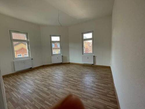 Wohnraum - Etagenwohnung mit 90,00 m&sup2; in Jena zur Miete