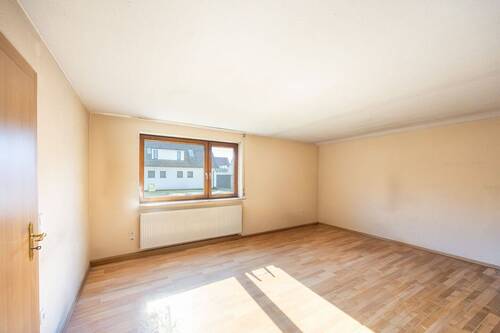 Wohnzimmer - Einfamilienhaus mit 116,00 m&sup2; in Bietigheim-Bissingen zum Kaufen