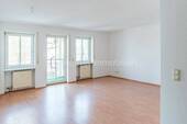 Ausgang zum Südbalkon - 2 Zimmer Etagenwohnung in Regensburg