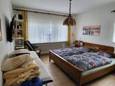 Schlafzimmer (EG) - 