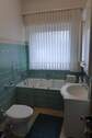 Badezimmer mit Fenster - 