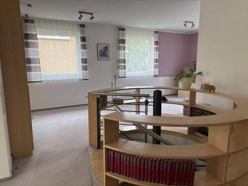 3274 Bibliothek - Arbeitsbereich - 