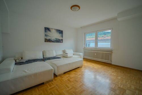 Zimmer 2 - 