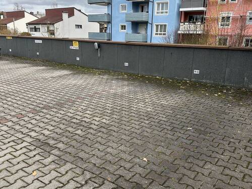 Außenstellplatz vorhanden - Etagenwohnung mit 38,30 m² in Straubing zur Miete