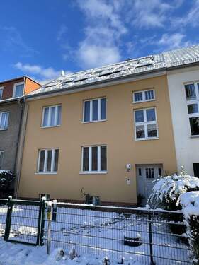 Ansicht - 3-Zimmer-Altbauwohnung mit Einbauküche in ruhiger Lage