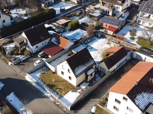 Gesamt Grundstück - 5 Zimmer Einfamilienhaus in Garching