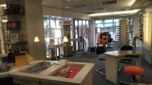 Ladenlokal zum Eingang - Mehrfamilienhaus, Wohnhaus mit 200,00 m&sup2; in Baden-Württemberg - Külsheim zum Kaufen