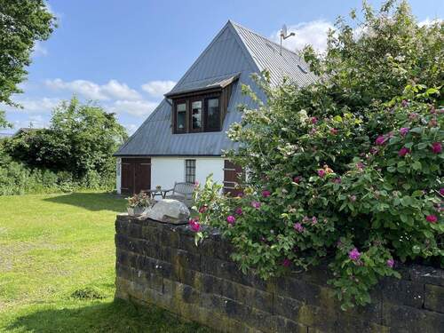 Haus Süd-West-Ansicht - Einfamilienhaus mit 222,00 m&sup2; in Hennstedt zum Kaufen