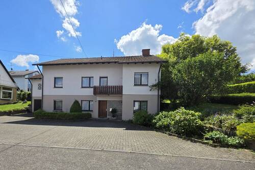 Hauszugangsseite - Einfamilienhaus mit 181,30 m&sup2; in Efringen-Kirchen zum Kaufen