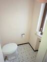 separates WC, UG - 