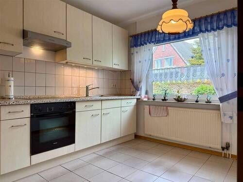 Küche - 6 Zimmer Einfamilienhaus in Aurich