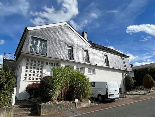 Haus - 4 Zimmer Etagenwohnung zur Miete in Offheim