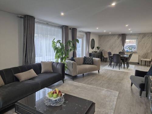 Wohnzimmer/Esszimmer - 