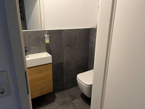 Gäste WC - Etagenwohnung mit 115,00 m&sup2; in Röthenbach an der Pegnitz zum Kaufen