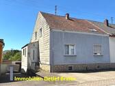 Straßenansich - Einfamilienhaus mit 140,00 m² in Schwalbach zum Kaufen