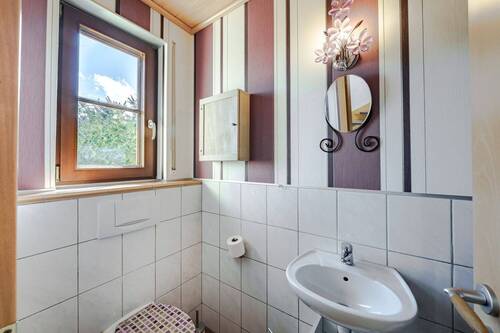 Gäste-WC im EG - 