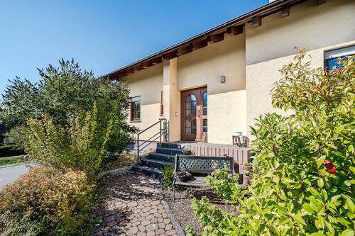 Top gepflegtes Einfamilienhaus - 