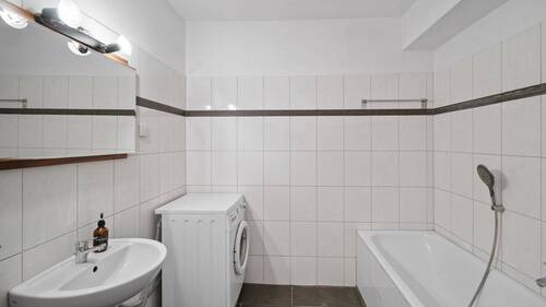 Wannenbad - Etagenwohnung mit 55,00 m² in Berlin zum Kaufen