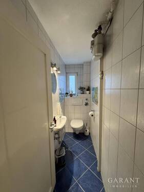 Gäste WC - Etagenwohnung mit 83,00 m&sup2; in Stuttgart zum Kaufen
