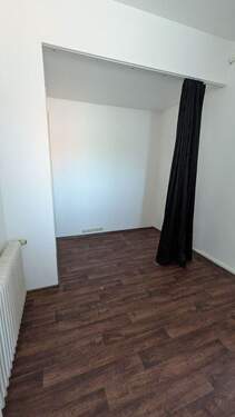 Flur kleine Wohnung OG - 