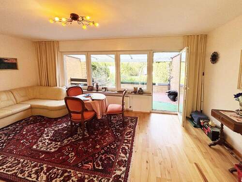 Wohnzimmer mit Terrasse - 