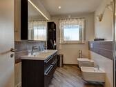 Modernes Tageslichtbad - 