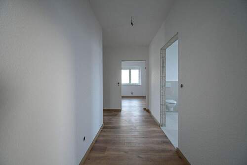 Flur - 2 Zimmer Etagenwohnung zur Miete in Edewecht