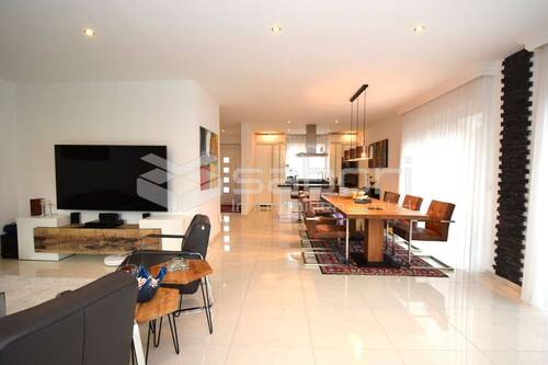 Wohn/Essbereich - 5 Zimmer Einfamilienhaus in Hamburg