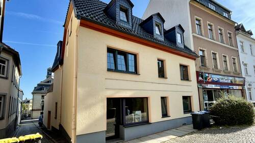 Außenansicht - Mehrfamilienhaus, Wohnhaus mit 260,00 m² in Burgstädt zum Kaufen
