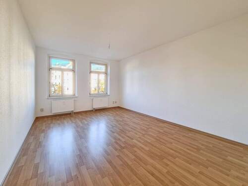 Wohnzimmer - Etagenwohnung mit 70,80 m&sup2; in Chemnitz zur Miete