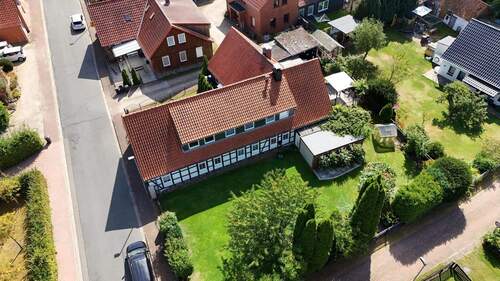 Luftbild - 1 Zimmer Einfamilienhaus zum Kaufen in Eldingen