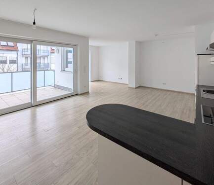 Großzügige Wohnküche - 