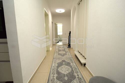 Flur EG - Etagenwohnung mit 135,00 m&sup2; in Hamburg zum Kaufen