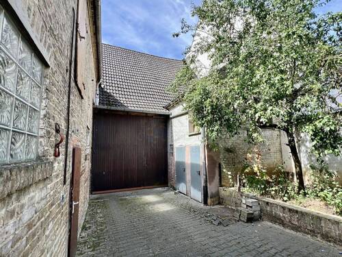 ANSICHT SCHEUNE - Einfamilienhaus mit 158,00 m&sup2; in Wiesbaden zum Kaufen