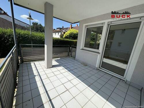 Überdachte Terrasse - 4 Zimmer Etagenwohnung zur Miete in Geislingen